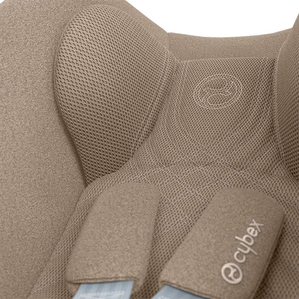 CYBEX Cloud T i-Size Plus Car Seat - Cozy Beige - Close Up - The Baby Service