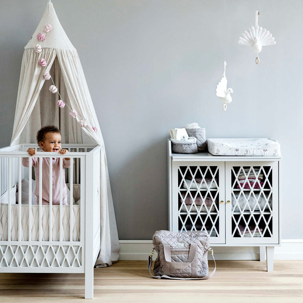 Cam Cam Copenhagen Harlequin Baby Bed Light Sand - Lifestyle - The Baby Service