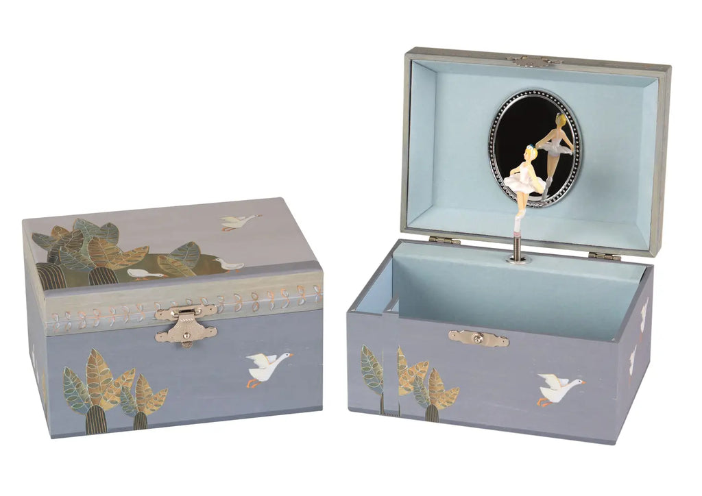 Egmont Toys - Musical Jewellery Box Countryside - The Baby Service
