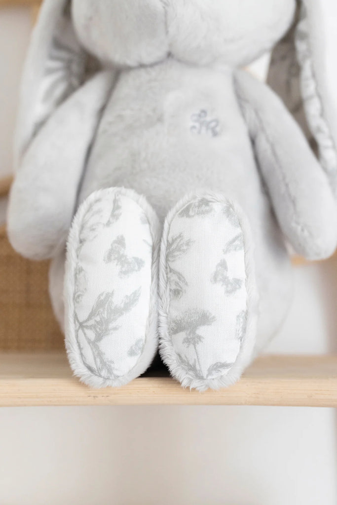 Tartine et Chocolat - Augustin The Rabbit Grey 25cm - Close Up - The Baby Service