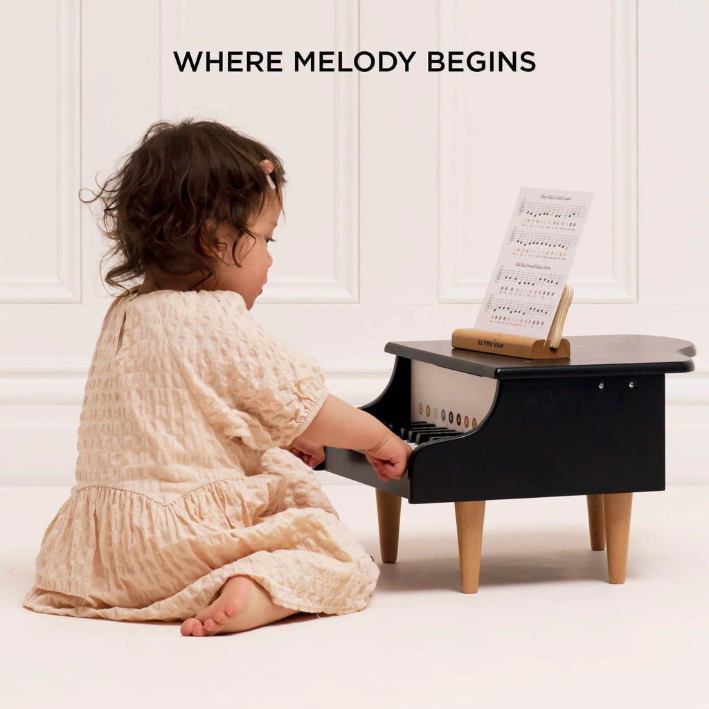 Le Toy Van - Wooden Grand Piano Toy - Lifestyle - The Baby Service