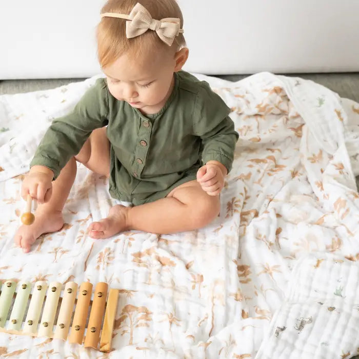 Aden + Anais - Safari Dreams Organic Dream Blanket - Lifestyle - The Baby Service