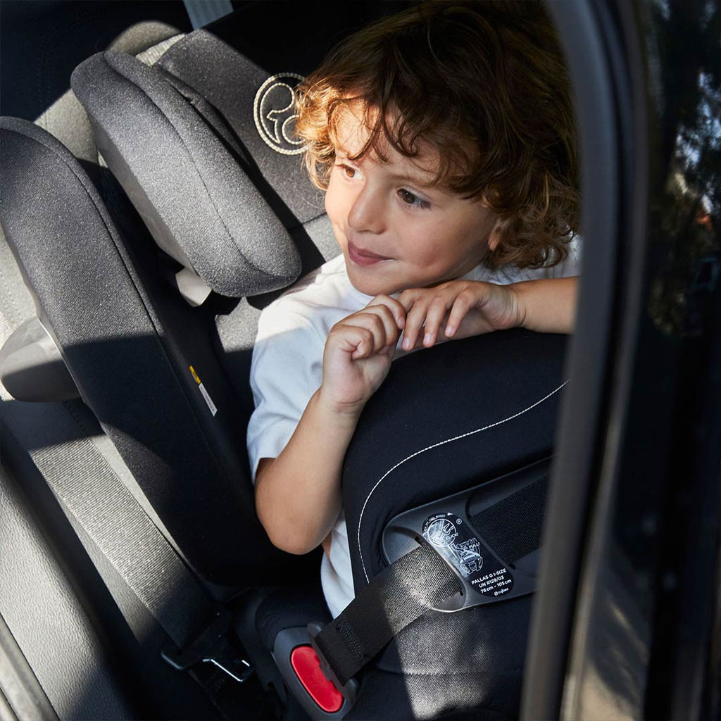 CYBEX Pallas G i-Size Plus Car Seat - Moon Black - Lifestyle - The Baby Service