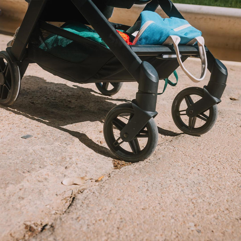 Joolz Hub2 Space Black - Pushchair - The Baby Service - Wheels