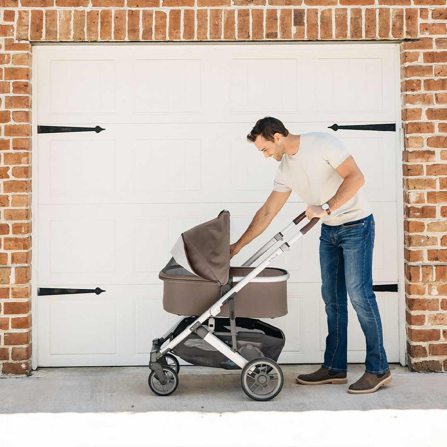 theo uppababy UPPAbaby Cruz V2 Pushchair