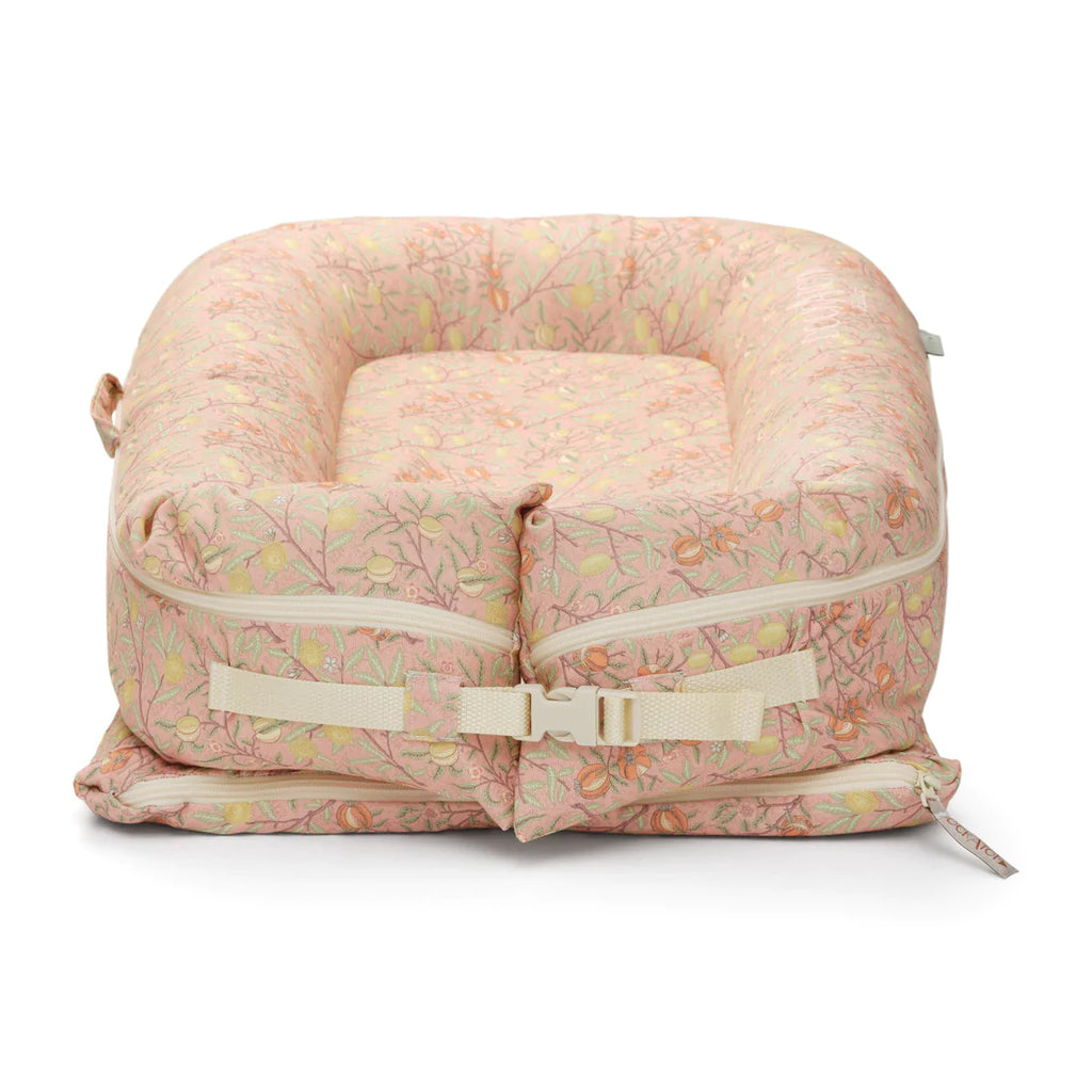 William Morris DockATot Deluxe + Plus Pod Extra Cover in Fruit - The Baby Service