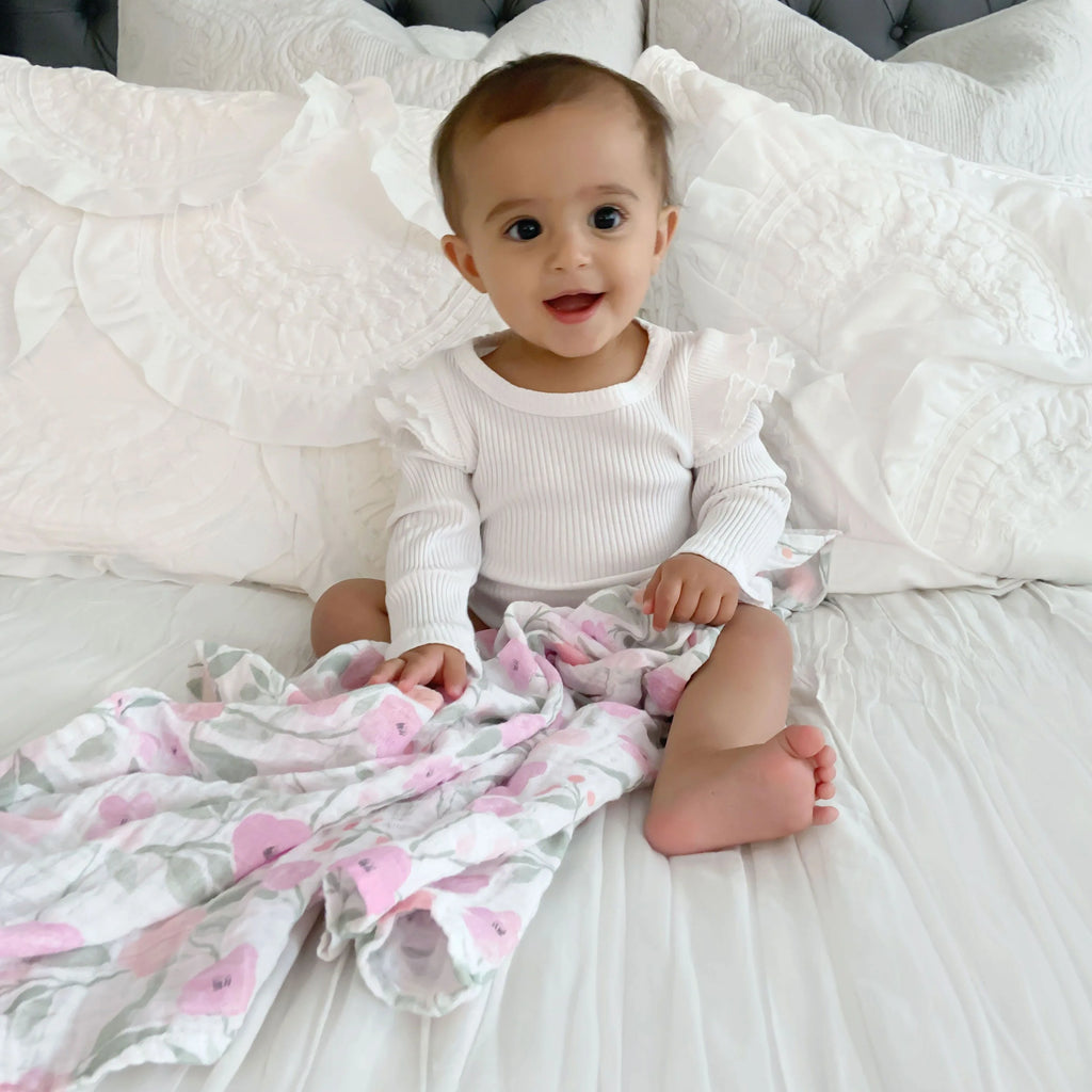 Aden + Anais - Ma Fleur Swaddles 4 Pack - Lifestyle - The Baby Service