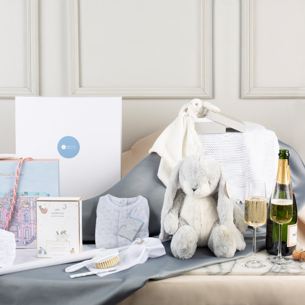 Luxury Baby Gift Box Hamper - Newborn Ideas - The Baby Service